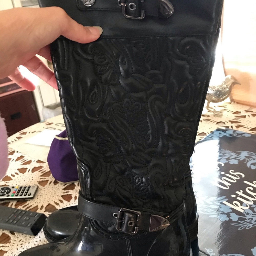 Rain boots